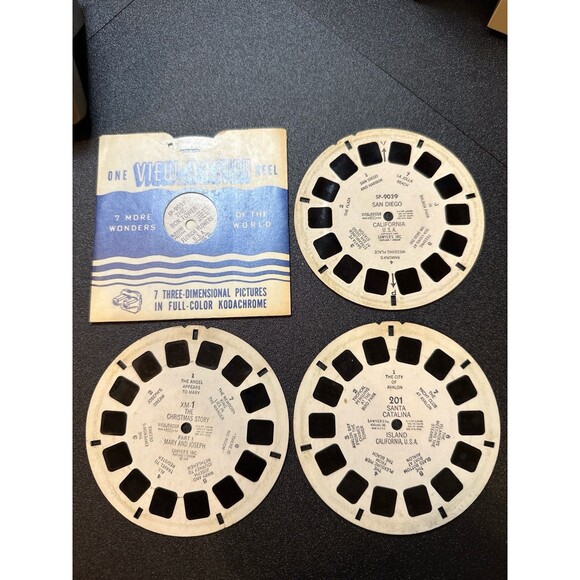 Vintage View-Master Lot – 4 Viewers, Case & Reels - Picture 9 of 9